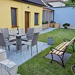 Апартаменты Podzamci