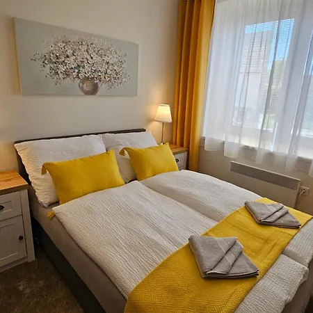 Podzámčí Apartamento