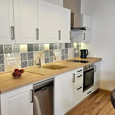 Podzámčí Apartamento *